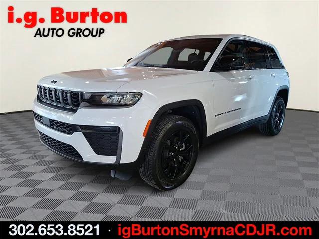 2026 Jeep Grand Cherokee GRAND CHEROKEE LAREDO ALTITUDE 4X4