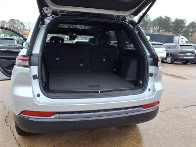 2026 Jeep Grand Cherokee Limited 4x2