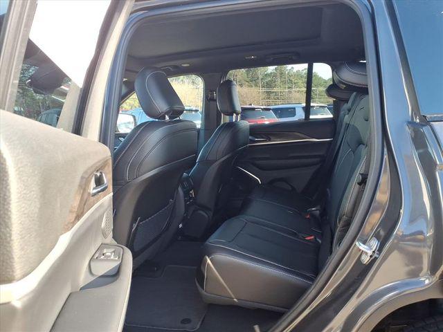 2026 Jeep Grand Cherokee Limited 4x2