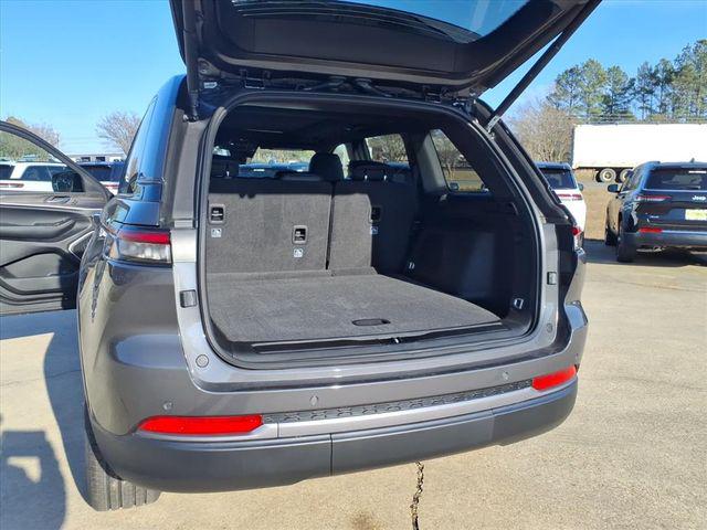 2026 Jeep Grand Cherokee Limited 4x2