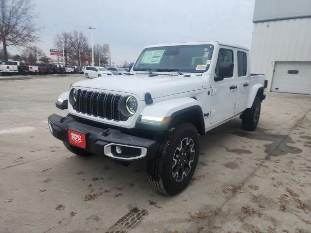 2026 Jeep Gladiator GLADIATOR SAHARA 4X4