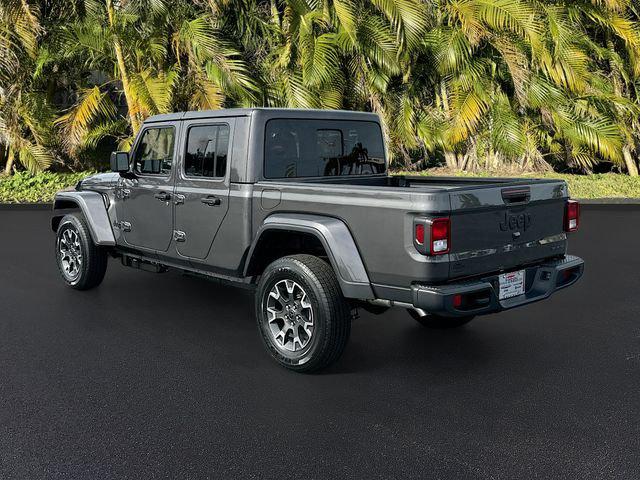 2026 Jeep Gladiator GLADIATOR SAHARA 4X4
