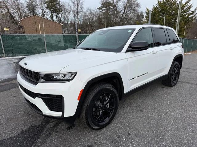 2026 Jeep Grand Cherokee Altitude 4x4