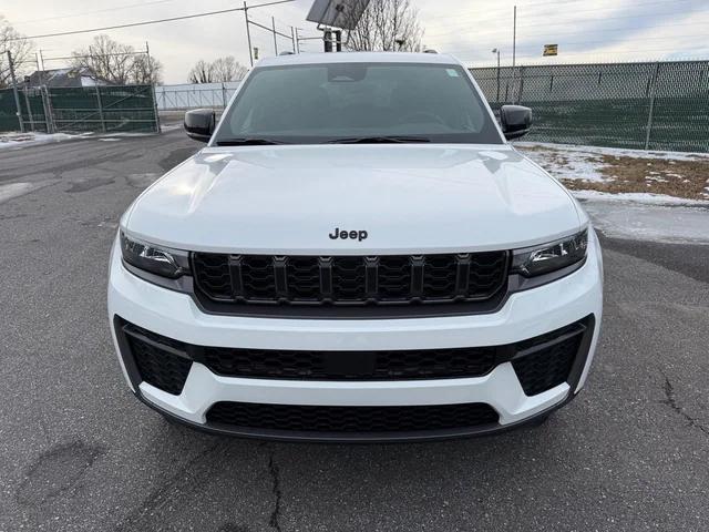 2026 Jeep Grand Cherokee Altitude 4x4