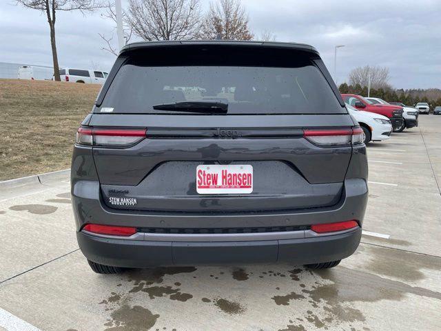 2026 Jeep Grand Cherokee Altitude 4x4