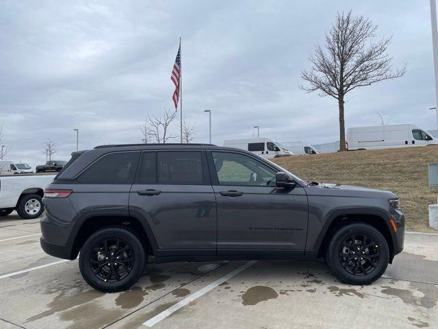 2026 Jeep Grand Cherokee Altitude 4x4