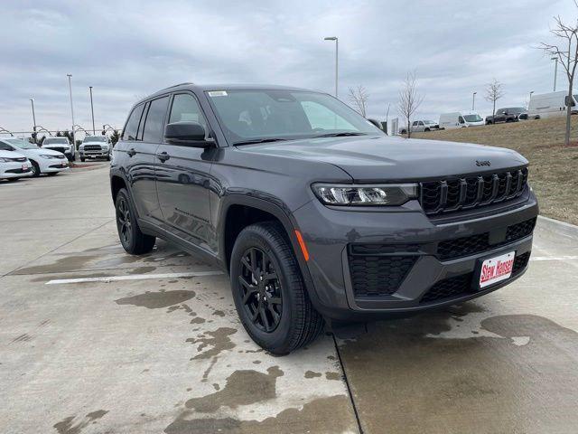 2026 Jeep Grand Cherokee Altitude 4x4