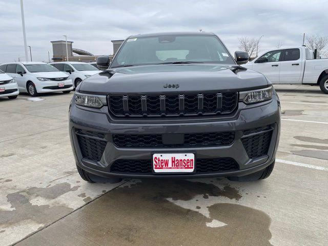 2026 Jeep Grand Cherokee Altitude 4x4