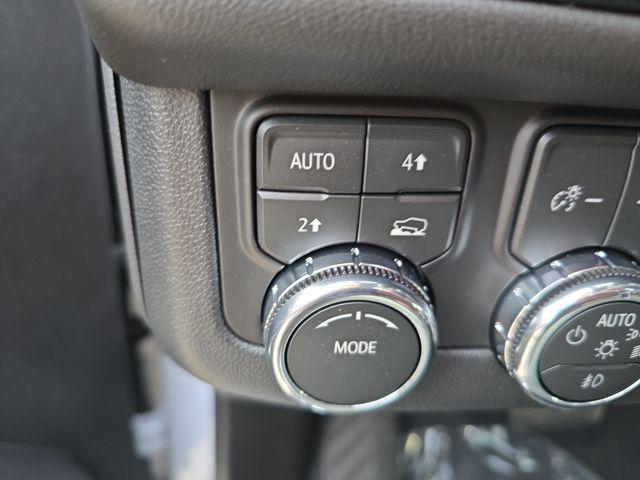 2026 GMC Yukon 4WD Denali