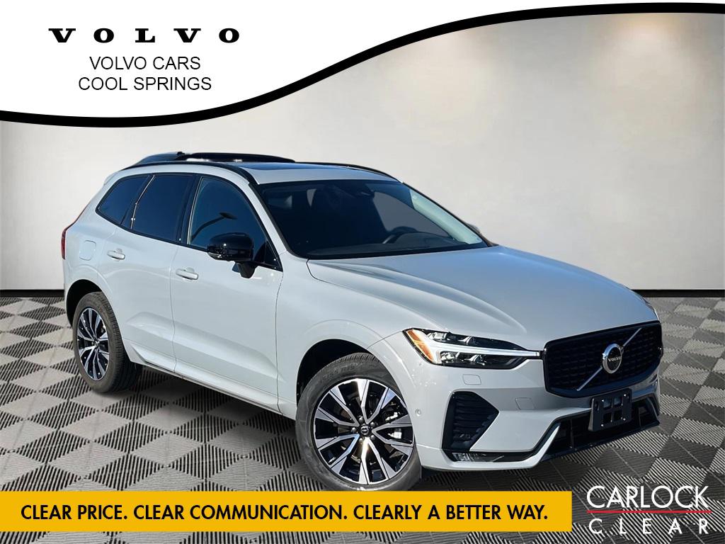 2024 Volvo XC60 Plus's photo