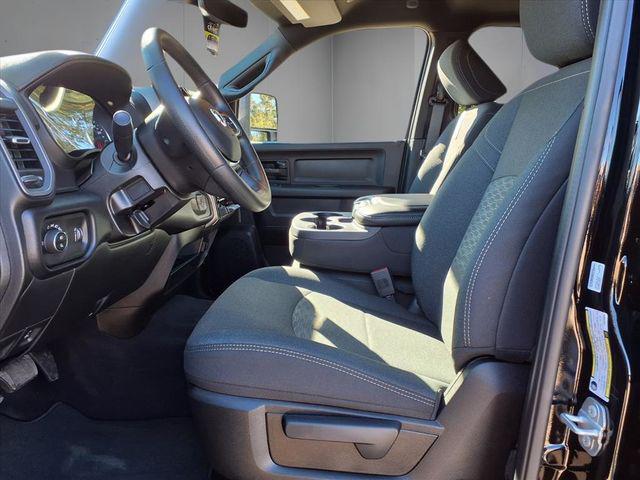 2026 Ram 2500 Black Express Crew Cab 4x4 6'4" Box