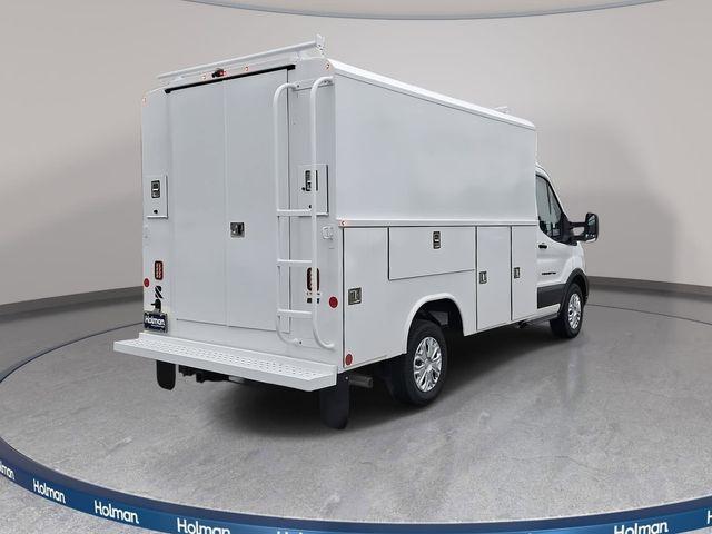 2026 Ford Transit Cutaway Base