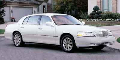 2003 Lincoln Town Car Signature