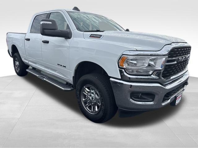 2024 RAM 2500 Big Horn Crew Cab 4x4 64 Box