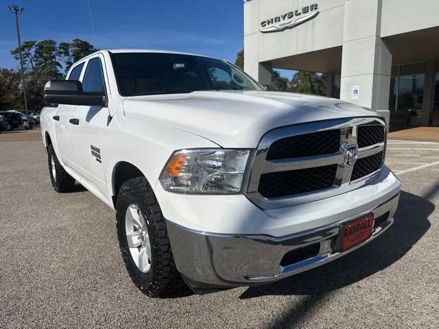 2023 RAM 1500 Classic SLT Crew Cab 4x4 57 Box 2023 RAM 1500 Classic SLT Crew Cab 4x4 57 Box