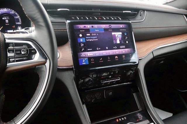 2025 Jeep Grand Cherokee Summit 4x4