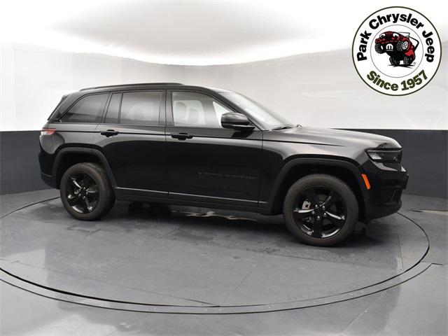 2023 Jeep Grand Cherokee Altitude 4x4