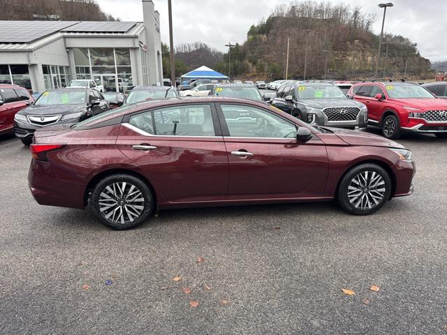 2024 Nissan Altima SV FWD