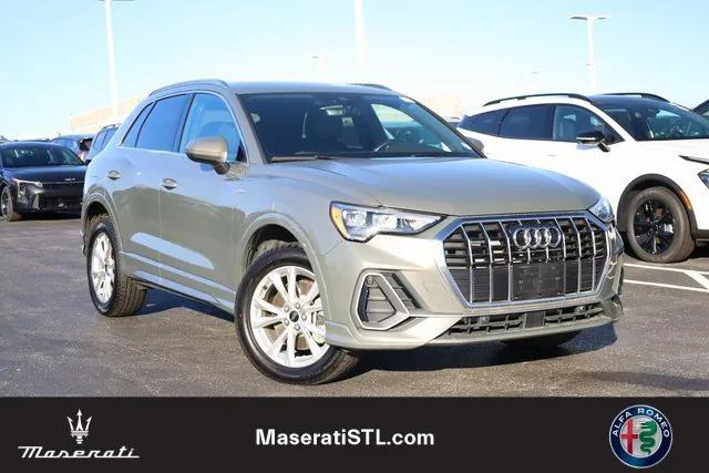 2022 Audi Q3 Premium 45 TFSI S line quattro Tiptronic 2022 Audi Q3 Premium 45 TFSI S line quattro Tiptronic