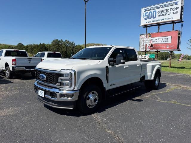 2025 Ford F-350 LARIAT