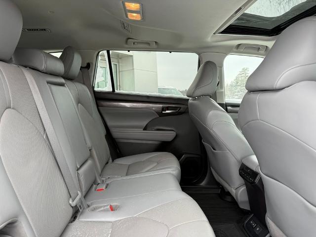 2022 Toyota Highlander Limited