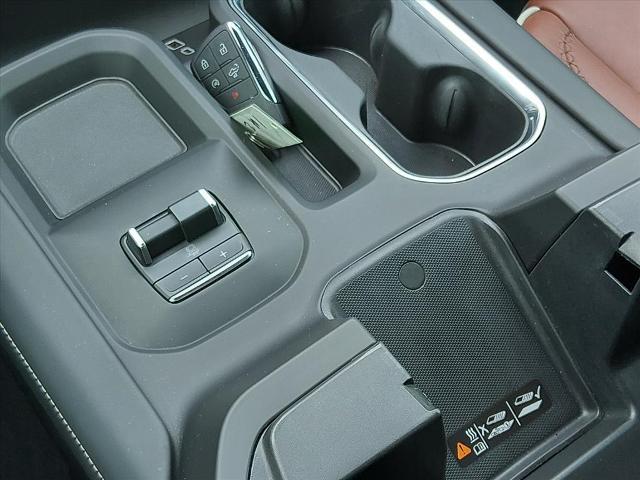 2026 GMC Sierra 2500HD Crew Cab, Standard Bed, Denali Ultimate, 4WD