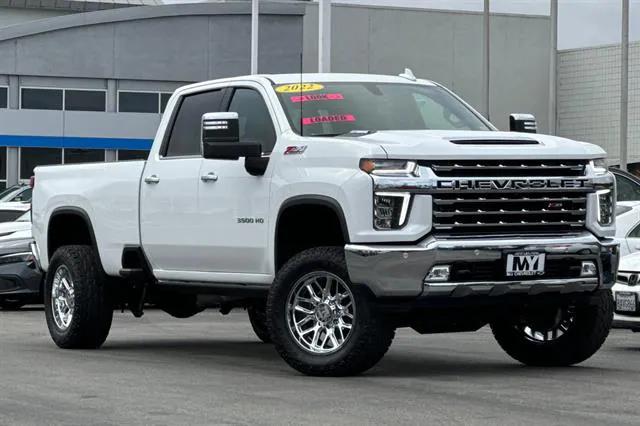 2022 Chevrolet Silverado 3500HD 4WD Crew Cab Long Bed LTZ 2022 Chevrolet Silverado 3500HD 4WD Crew Cab Long Bed LTZ
