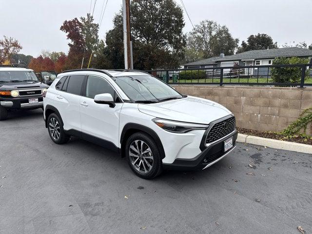 2023 Toyota Corolla Cross XLE 2023 Toyota Corolla Cross XLE