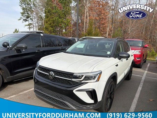 2024 Volkswagen Taos 1.5T SE Black