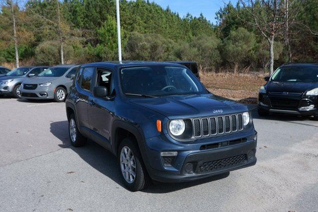 2023 Jeep Renegade Latitude 4x4 2023 Jeep Renegade Latitude 4x4