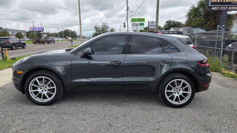 2017 Porsche Macan Base
