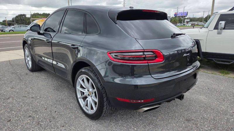 2017 Porsche Macan Base