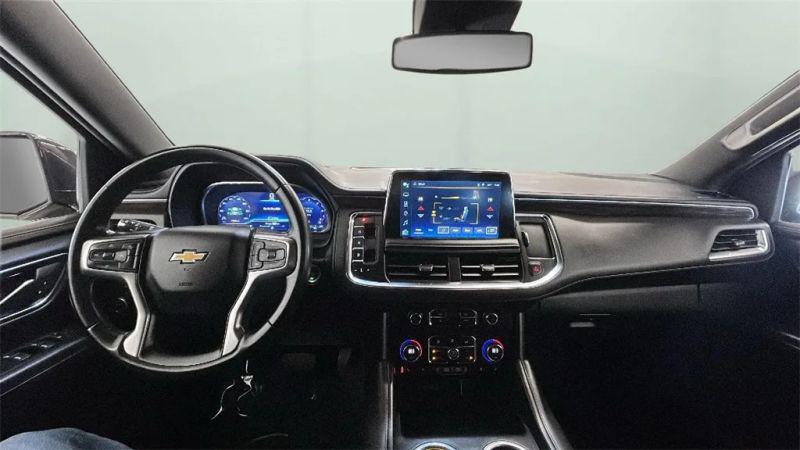 2023 Chevrolet Suburban 4WD LT