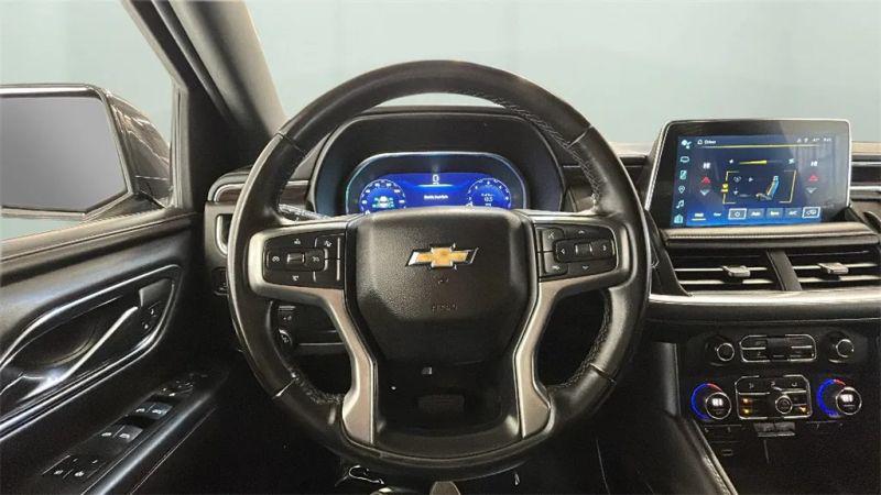 2023 Chevrolet Suburban 4WD LT
