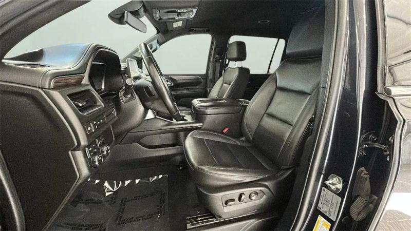 2023 Chevrolet Suburban 4WD LT