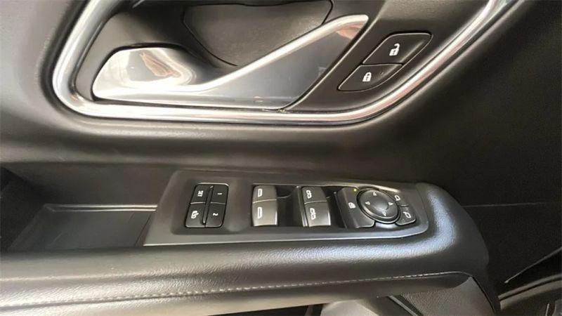 2023 Chevrolet Suburban 4WD LT