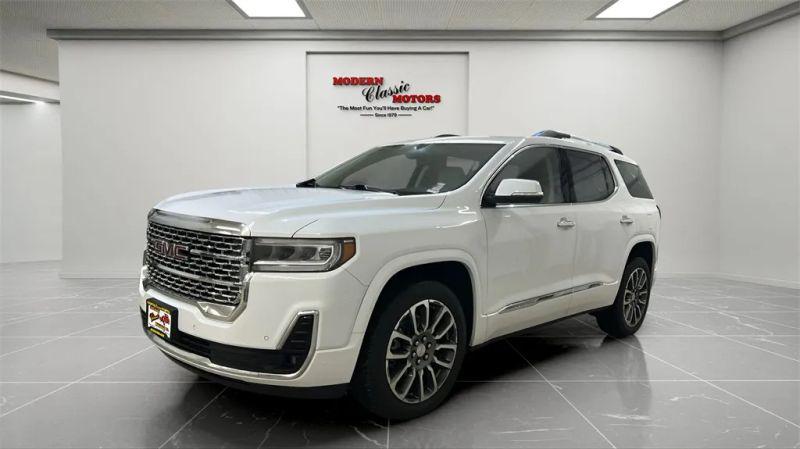 2023 GMC Acadia AWD Denali