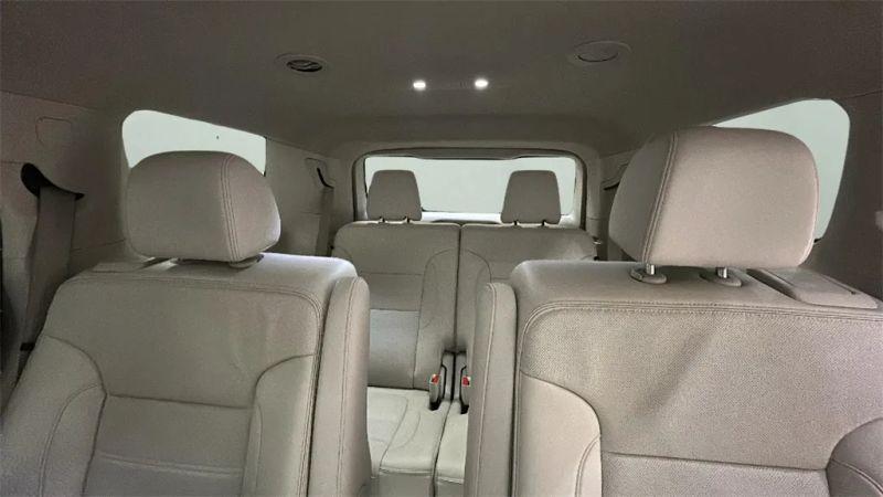 2023 GMC Acadia AWD Denali