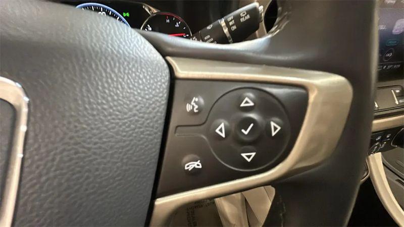 2023 GMC Acadia AWD Denali