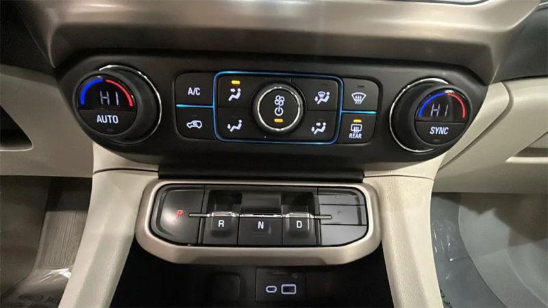 2023 GMC Acadia AWD Denali