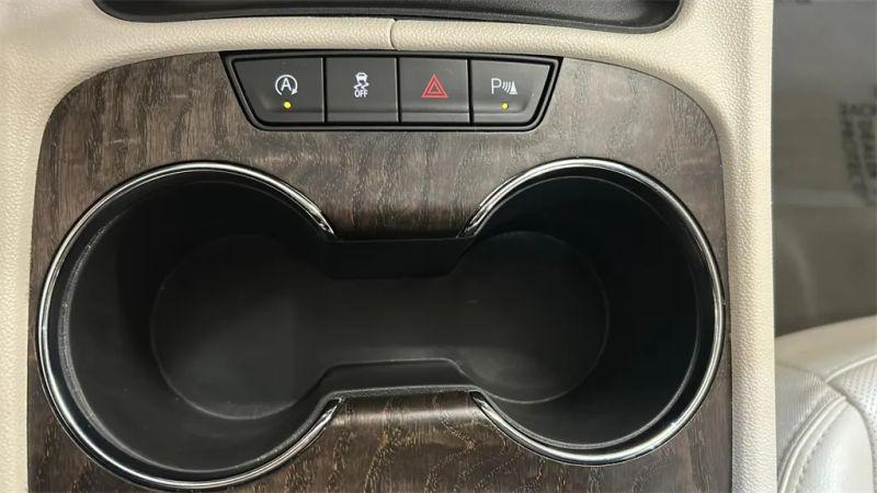 2023 GMC Acadia AWD Denali