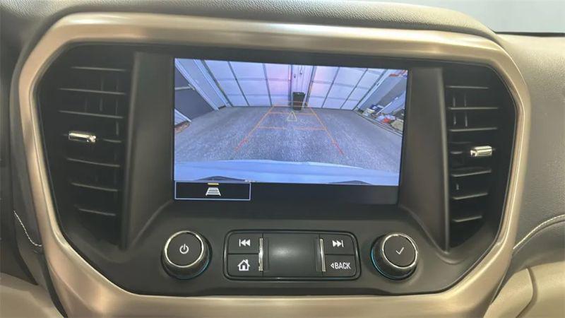 2023 GMC Acadia AWD Denali