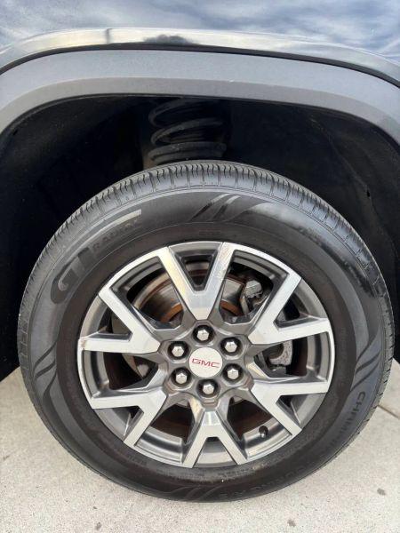 2020 GMC Acadia SLE