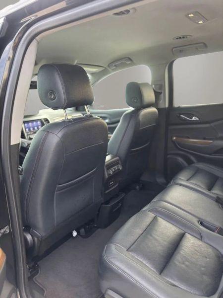 2020 GMC Acadia SLE