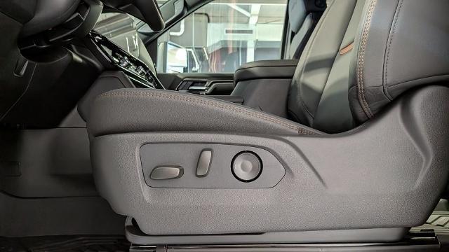 2026 GMC Sierra 2500HD Crew Cab, Standard Bed, AT4, 4WD