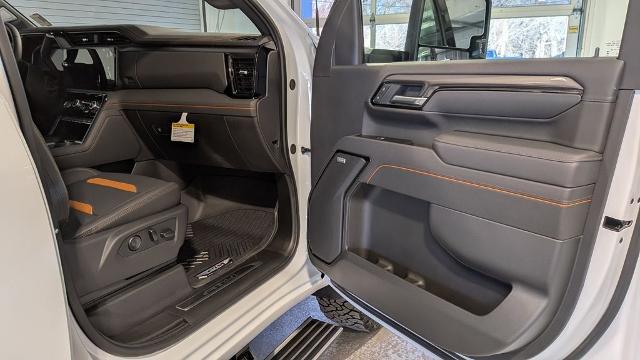 2026 GMC Sierra 2500HD Crew Cab, Standard Bed, AT4, 4WD