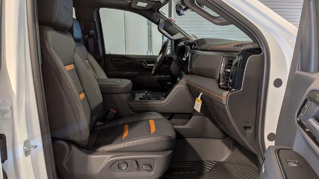 2026 GMC Sierra 2500HD Crew Cab, Standard Bed, AT4, 4WD