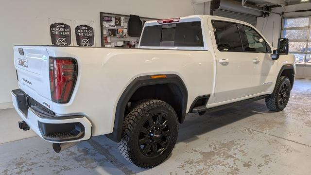 2026 GMC Sierra 2500HD Crew Cab, Standard Bed, AT4, 4WD