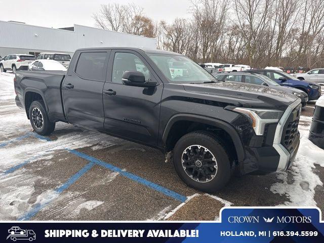 2022 Toyota Tundra SR5's photo