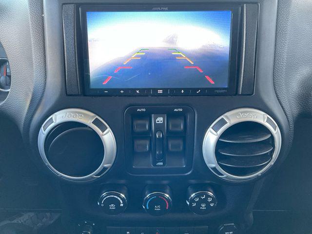 2018 Jeep Wrangler JK Unlimited Sahara 4x4